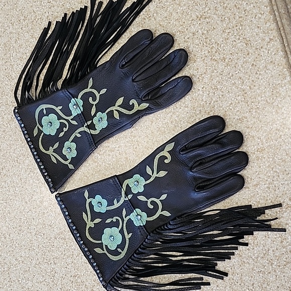 NWOT, Black Leather Gloves Handpainted, Crystal's & Fringe Size L - Picture 2 of 10